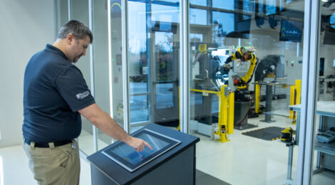 Industry 4.0 Lab Introduces Kiosk for Customizable Manufacturing Scenarios